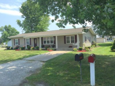 200 W Fort Dr., Palestine